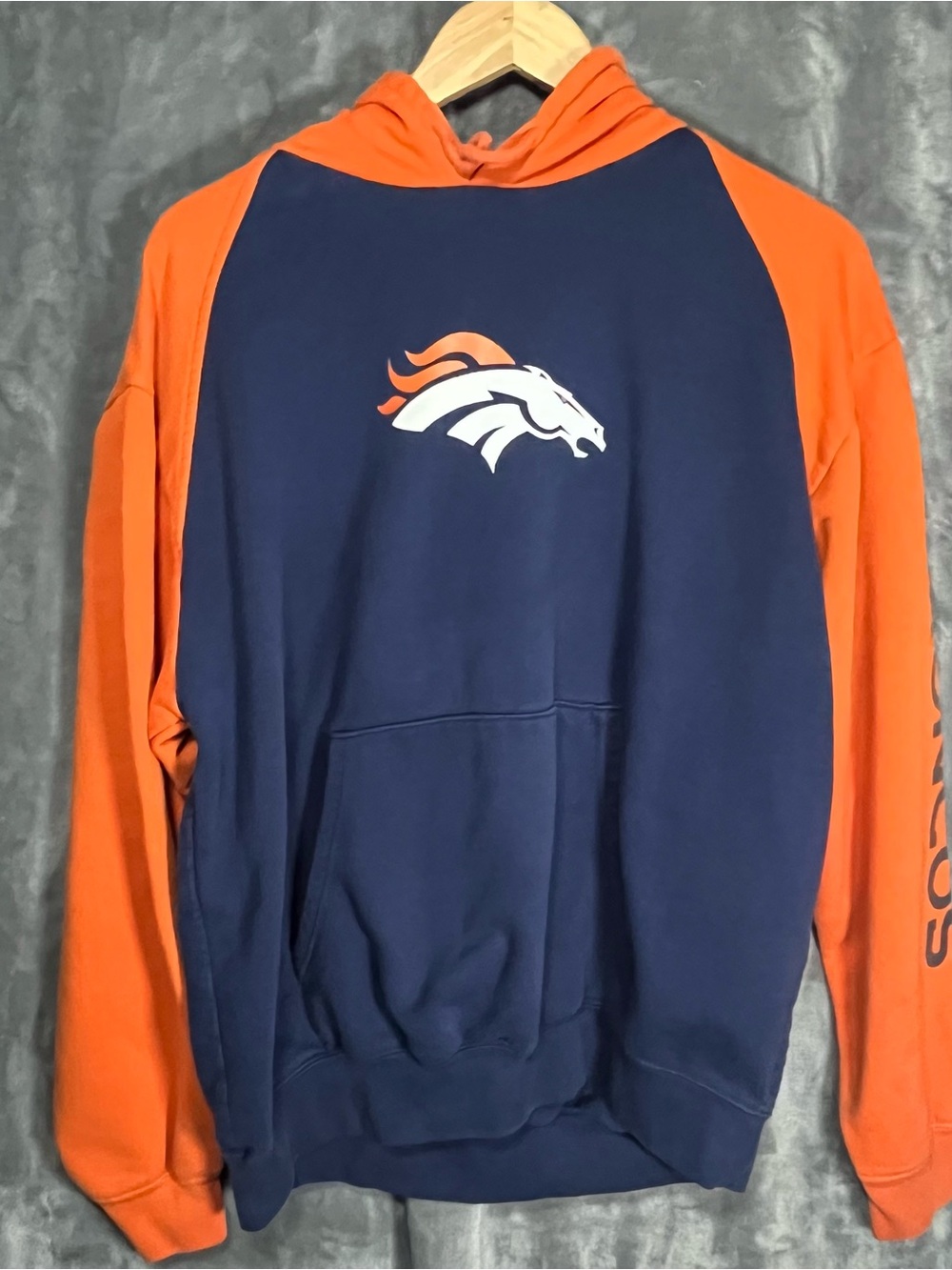 Vintage Denver Broncos NFL Raglan Hoodie XL